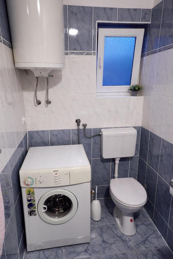 Apartman Nelamore - Krk Town, 300 Meters To The Beach Екстер'єр фото