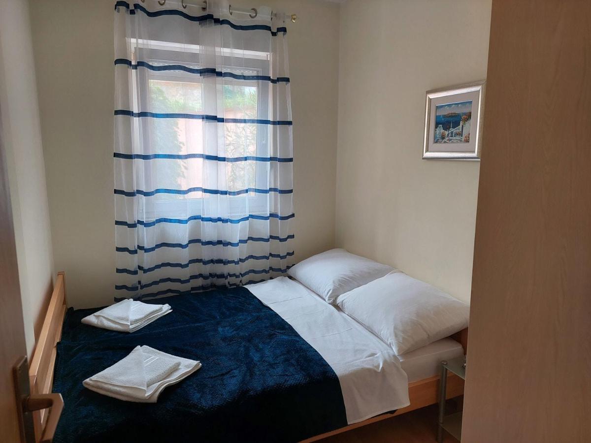 Apartman Nelamore - Krk Town, 300 Meters To The Beach Екстер'єр фото